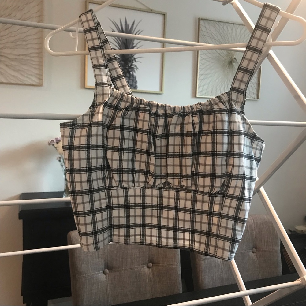 Hollister crop top